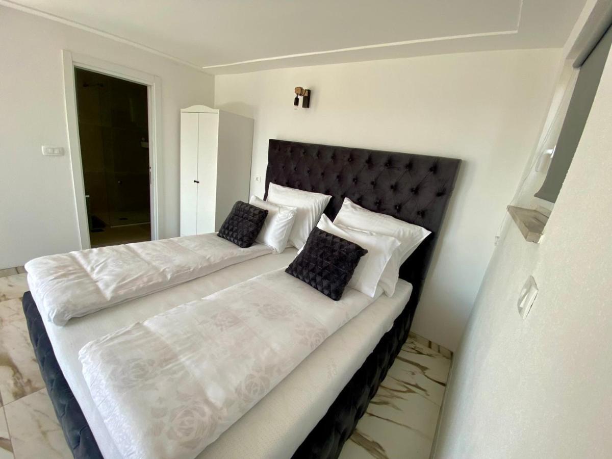 Apartma Hill Portorose エクステリア 写真